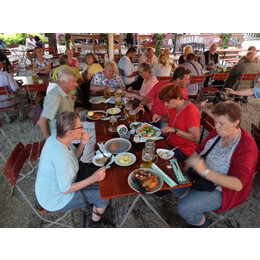 2024-06-26 078 Hacklberg Biergarten.jpg