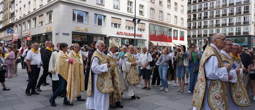 Wallfahrt der Österreichischen Mesner Gemeinschaft - Prozession zum Stephansdom